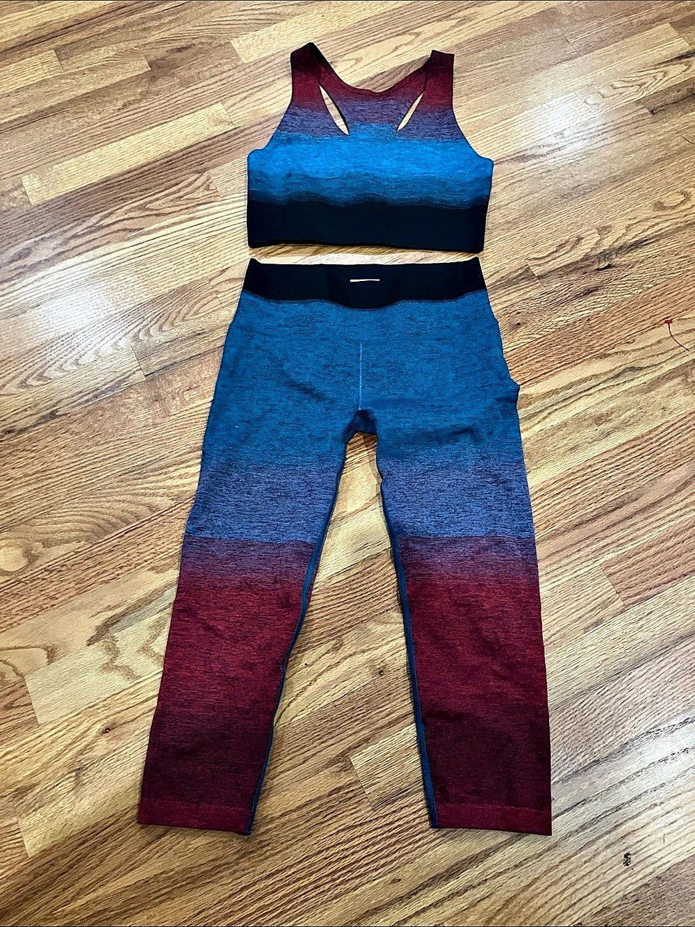 Athleta Relay Capri Color Block Active Set:  Bra Sz M Capri Sz S EUC